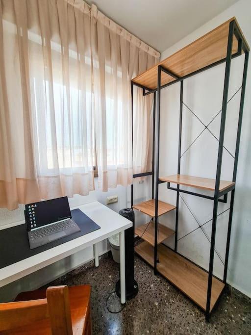 Piso Ideal Con Wifi Parking Y Desayuno Murcia Eksteriør billede